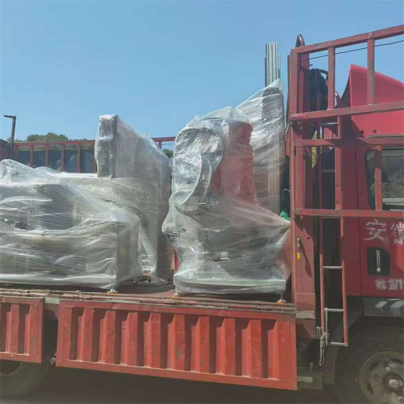 复兴区洛扎县：物流专线的高效货运之旅