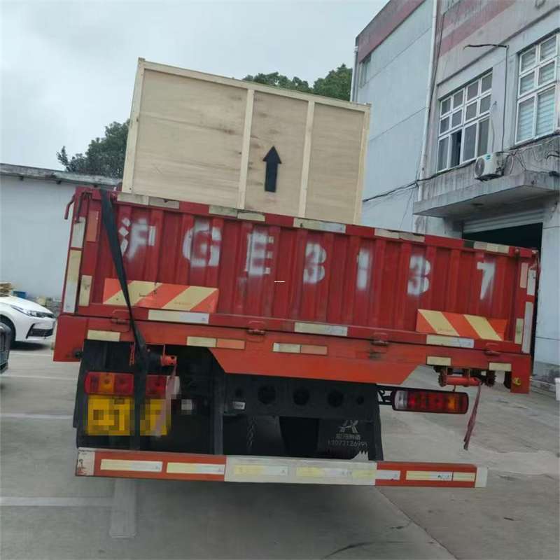 复兴区米林县：物流专线的高效货运之旅